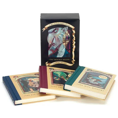 A Series of Unfortunate Events Box: The Trouble Begins (Books 1-3)