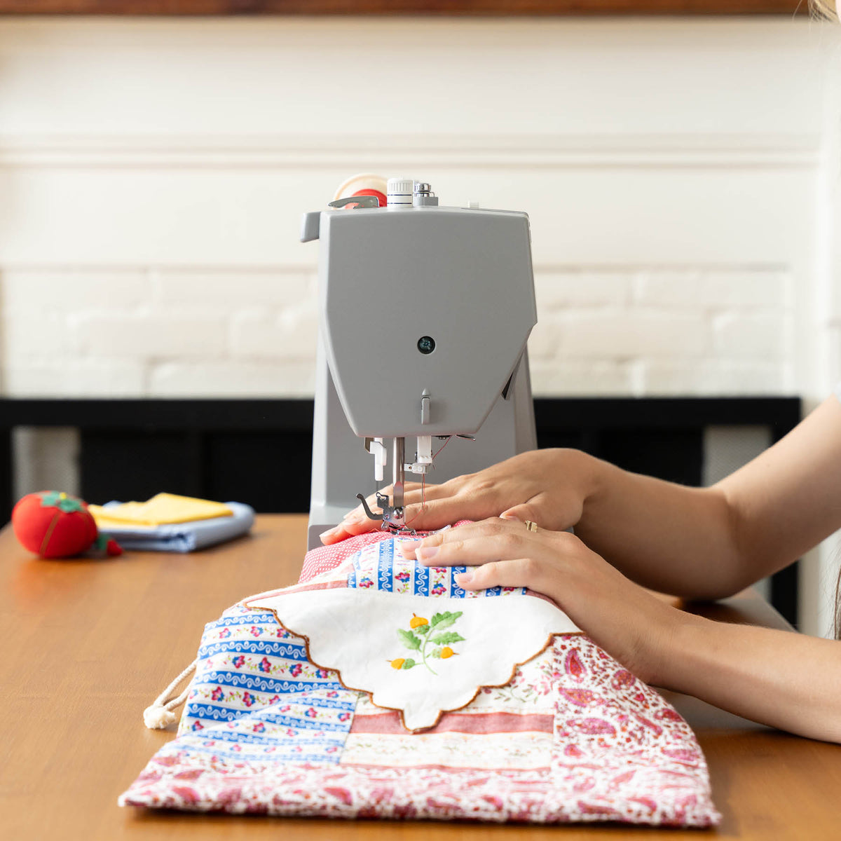 SINGER® Heavy Duty 6700C Computerized Sewing Machine