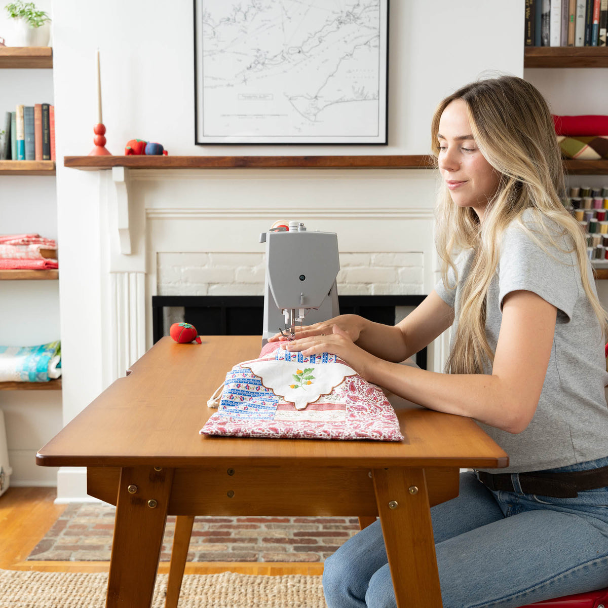 SINGER® Heavy Duty 6700C Computerized Sewing Machine